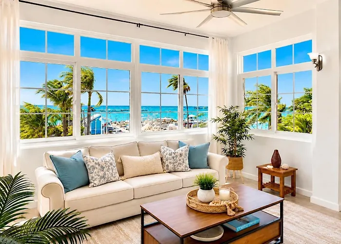 2bdrm Stunning Beachfront Bay *