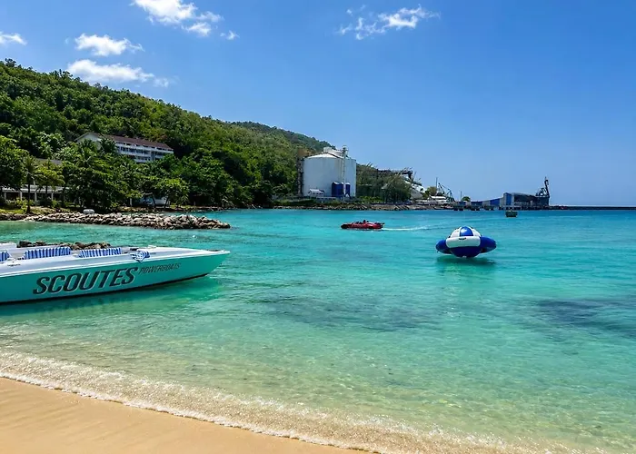 Apartamento 2bdrm Stunning Beachfront Bay Ocho Ríos