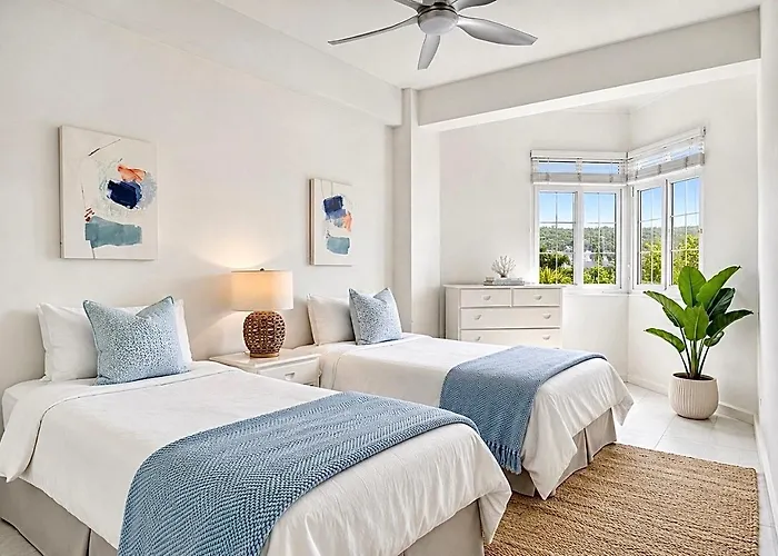 2bdrm Stunning Beachfront Bay Ocho Rios